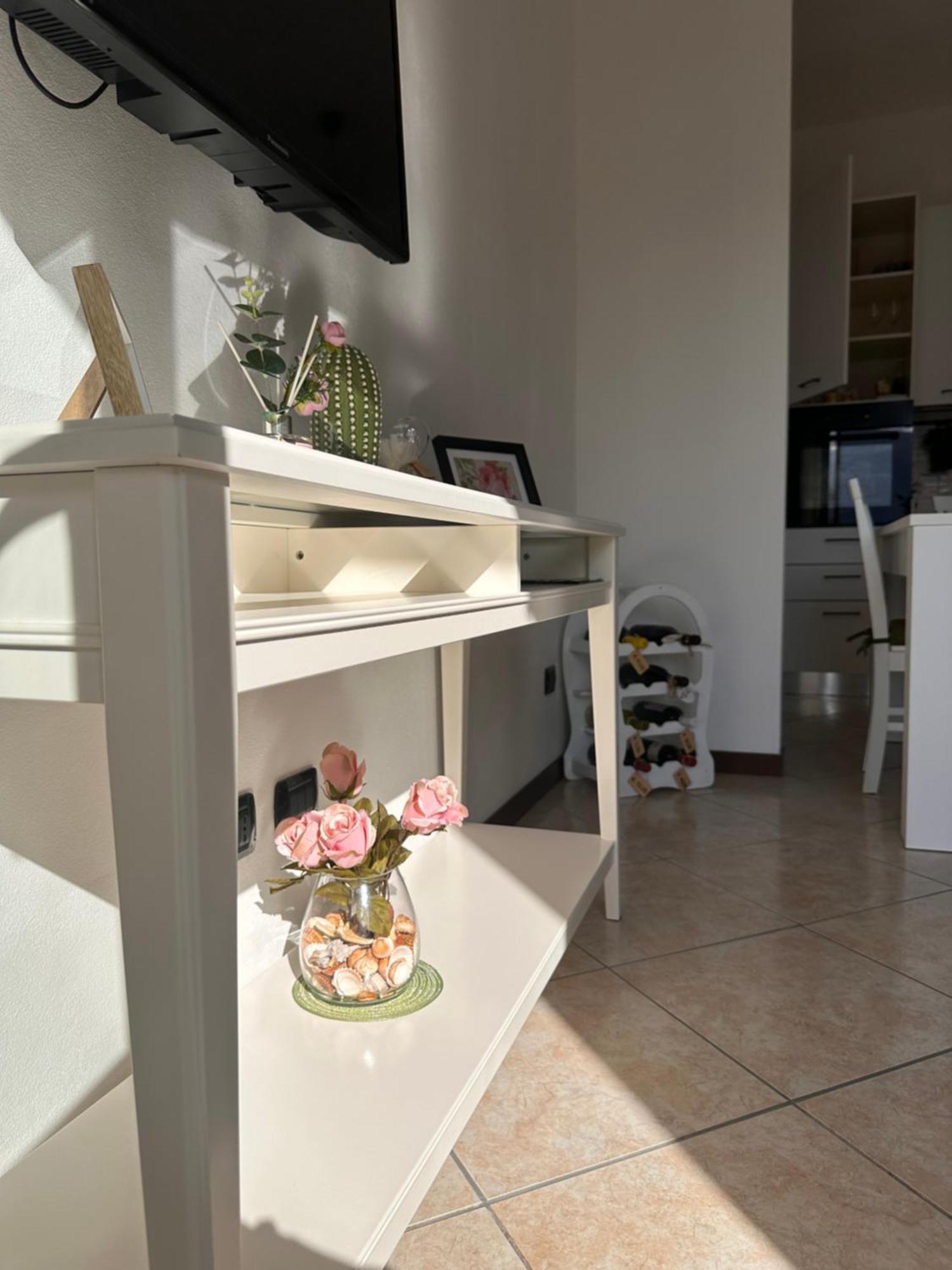 Little House Lezzeno Apartman Kültér fotó