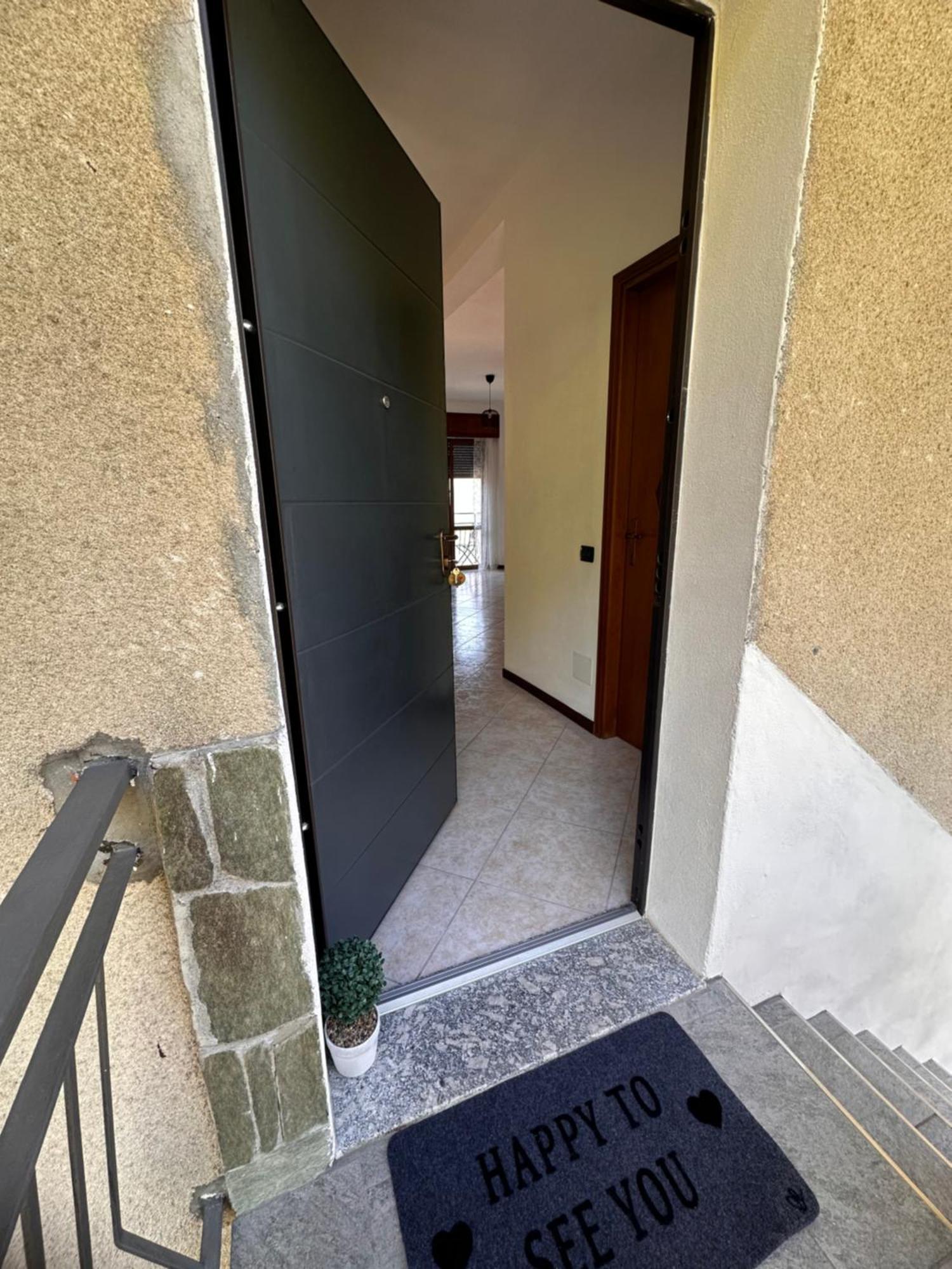 Little House Lezzeno Apartman Kültér fotó