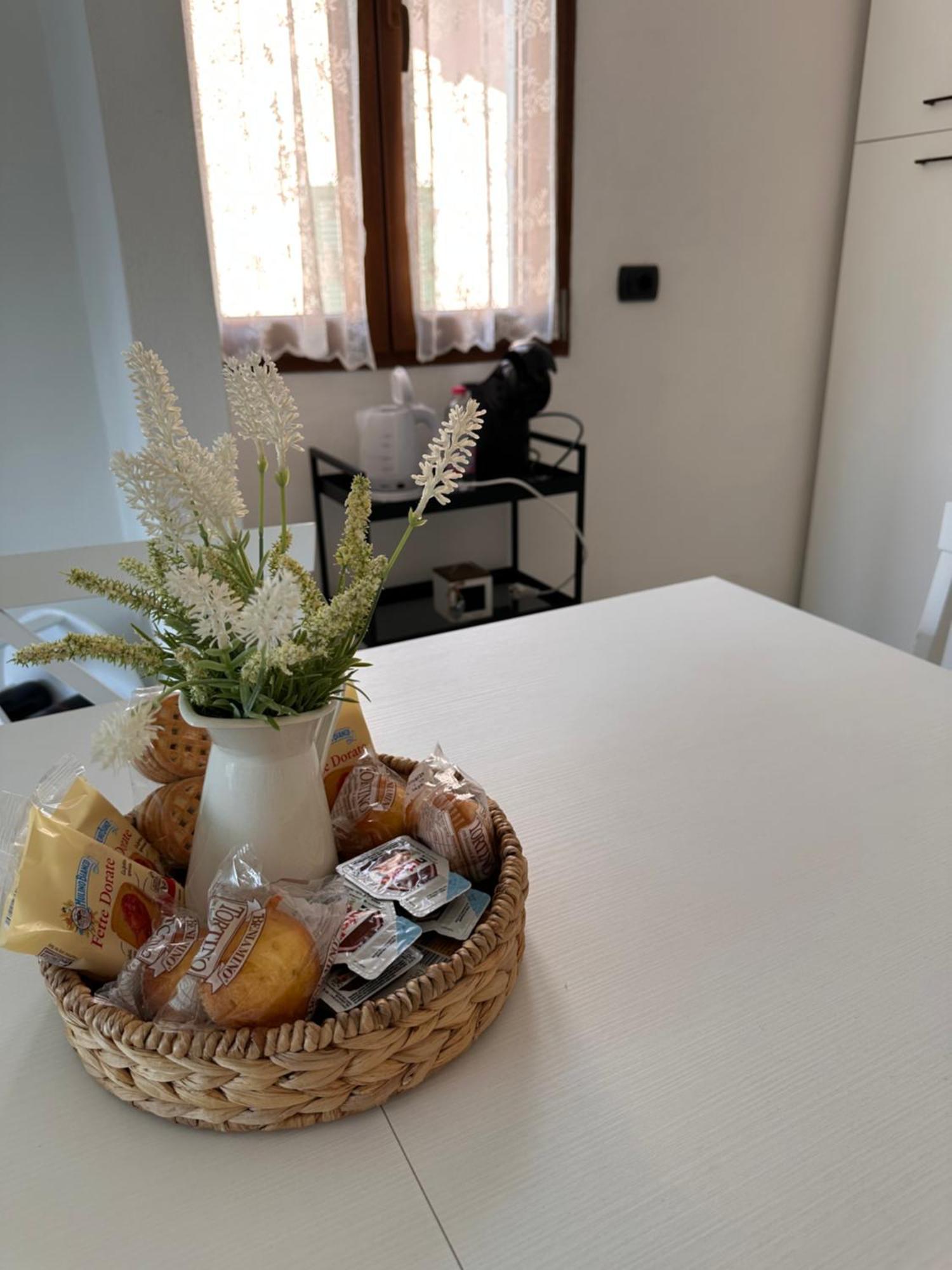 Little House Lezzeno Apartman Kültér fotó