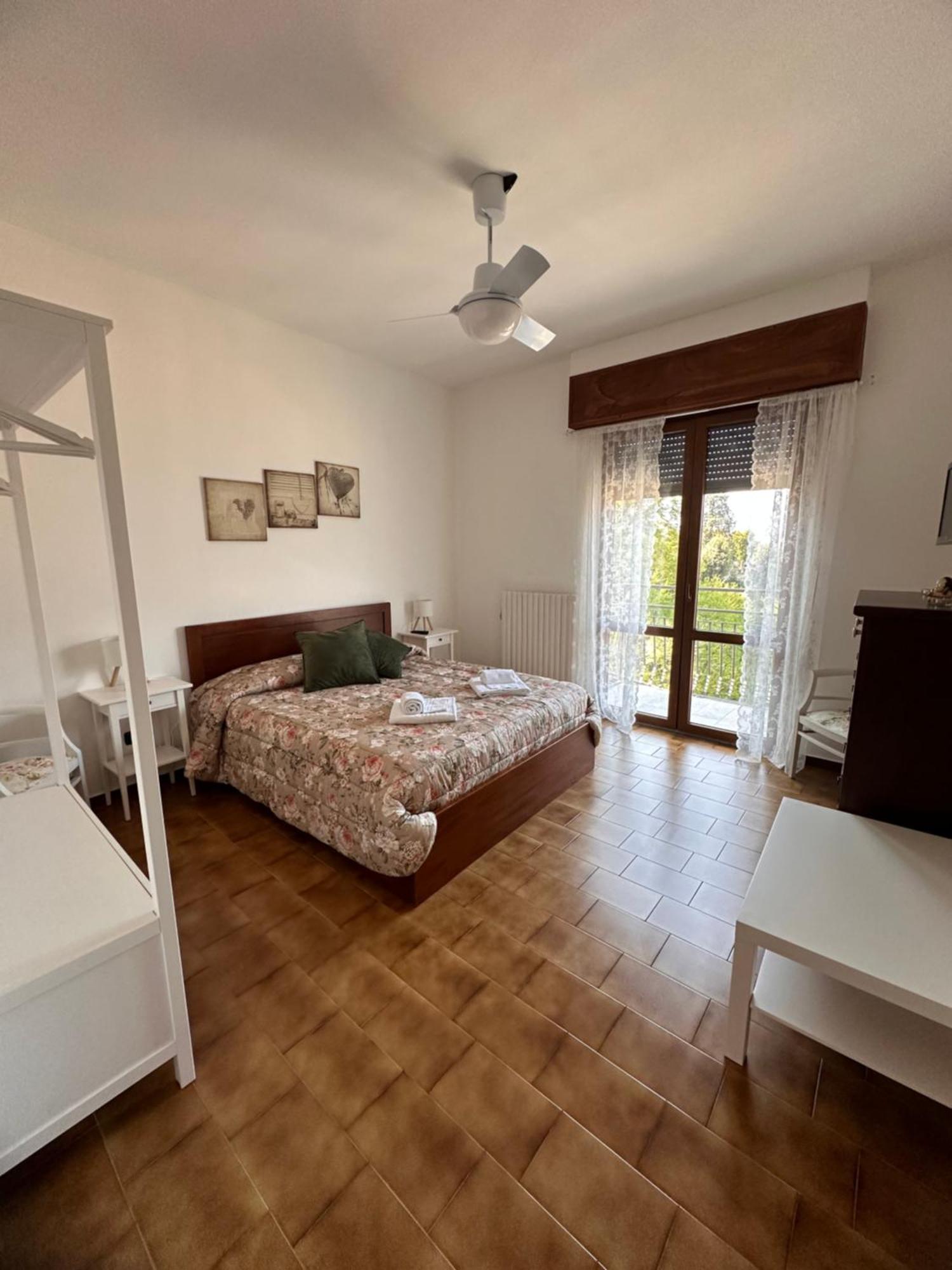 Little House Lezzeno Apartman Kültér fotó